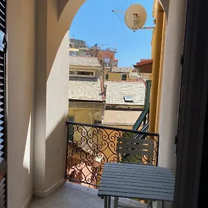 Pensión Carugio, Vernazza