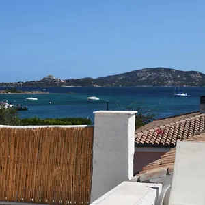 La Casa Di Ziu Menicu Hébergement de vacances Cannigione