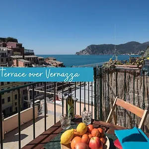  Apartment La Torretta Dei Merli With Views